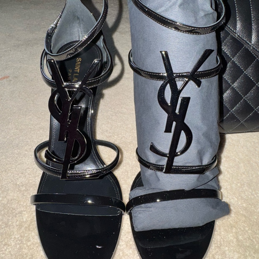 Saint Laurent Black Patent Heels